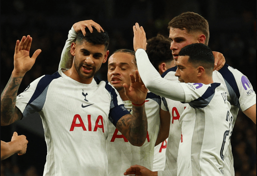 贝博体育- 穆里尼奥携5亿转会费重返曼联 