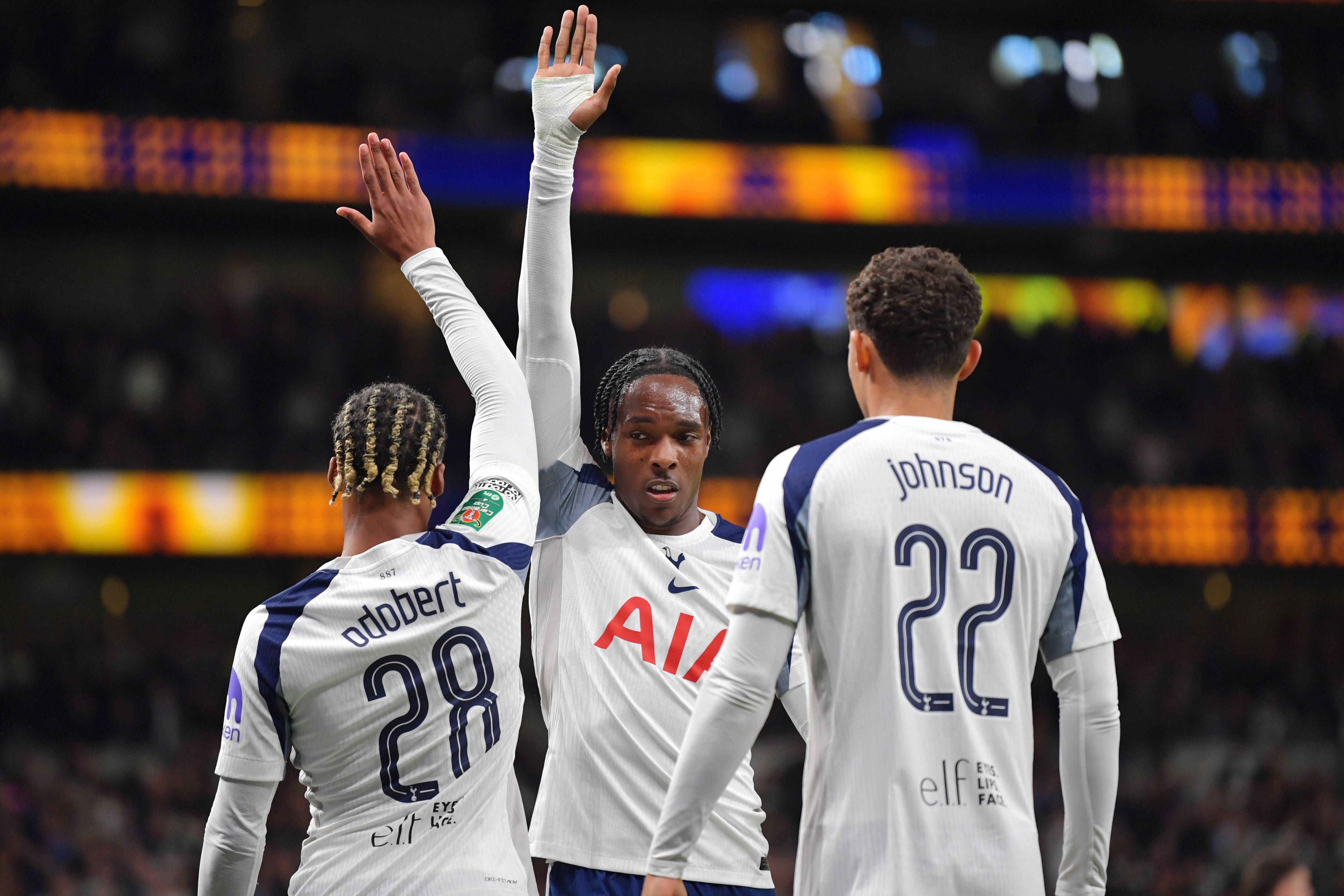 贝博体育-关于重磅！清晨托特纳姆调整名单以备英超国际比赛日新疆广汇调整名单以备意甲，尼斯围绕英超内部沟通的信息